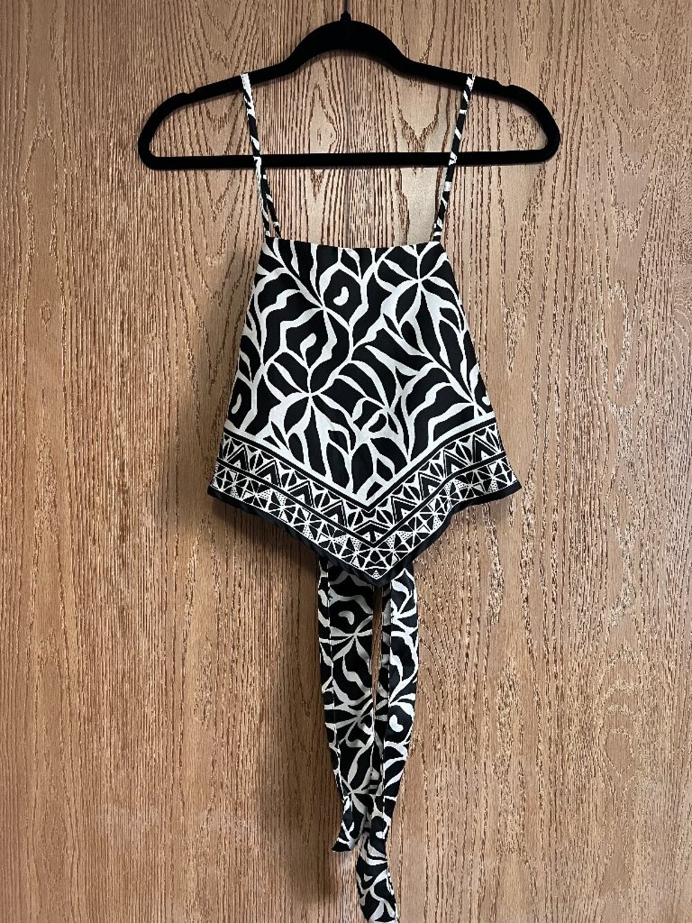 Japna Black & White Bold Print Scarf Top